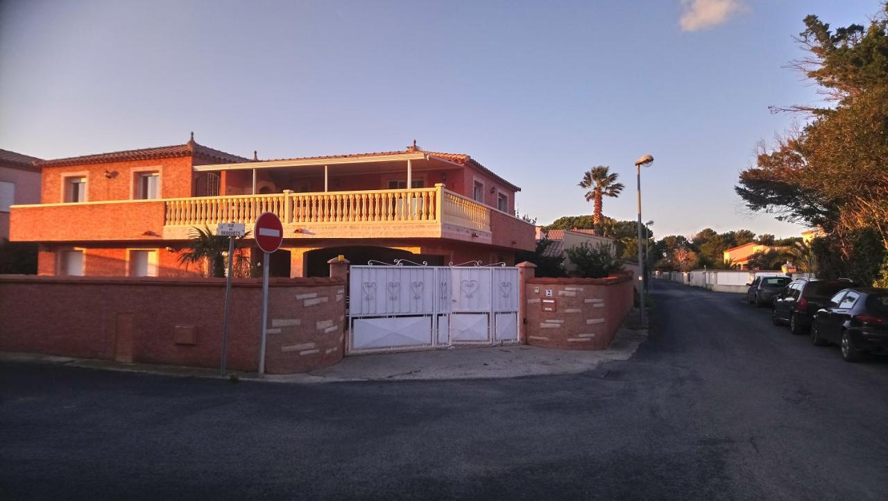 Appartements Dans Residence Avec Piscine - Mer A 500M Σαιντ-Μαρί-ντε-λα-Μερ Εξωτερικό φωτογραφία