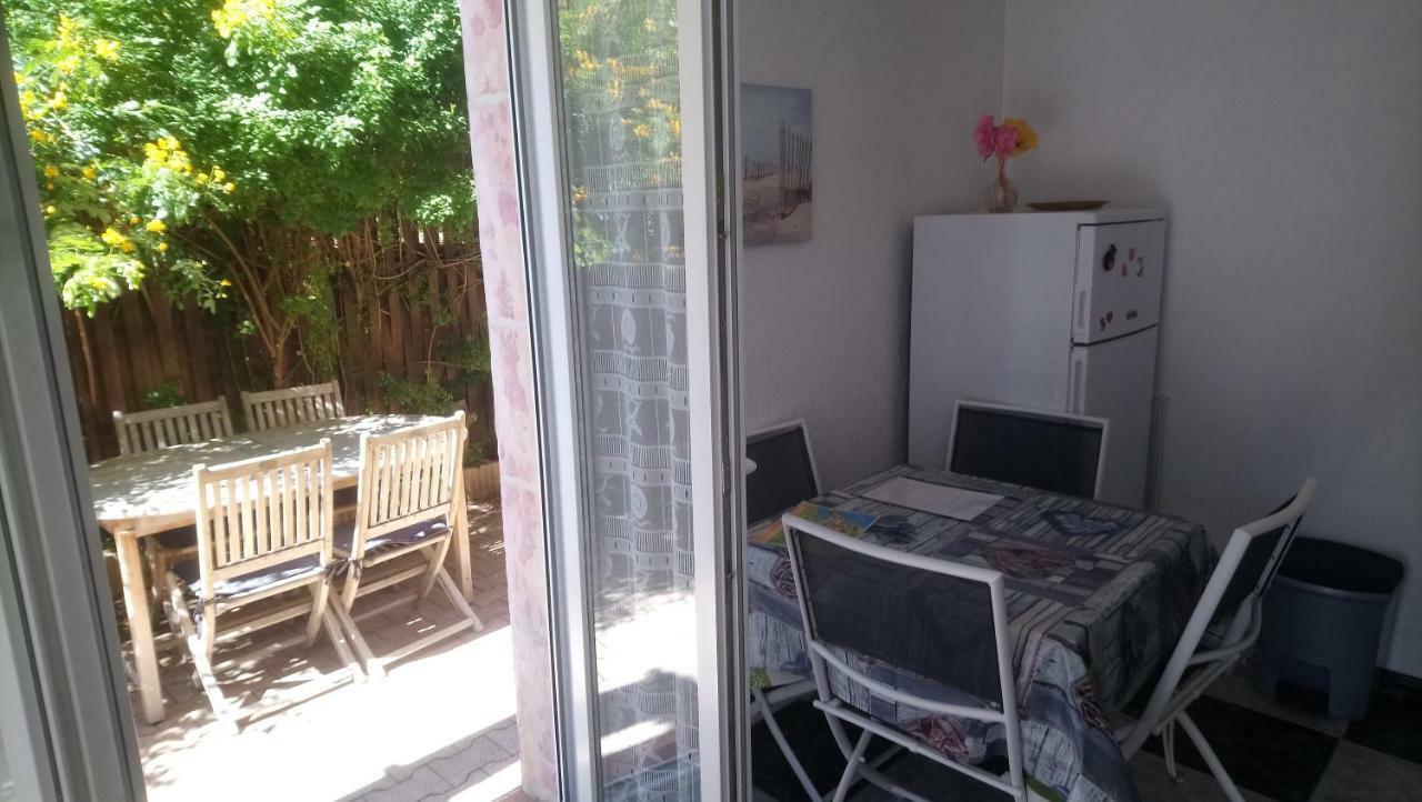 Appartements Dans Residence Avec Piscine - Mer A 500M Σαιντ-Μαρί-ντε-λα-Μερ Εξωτερικό φωτογραφία